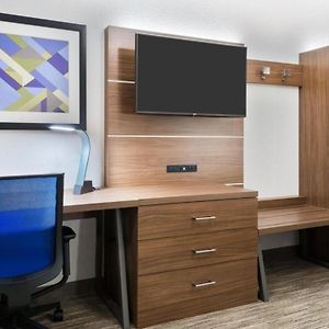 King Room Hearing Accessible